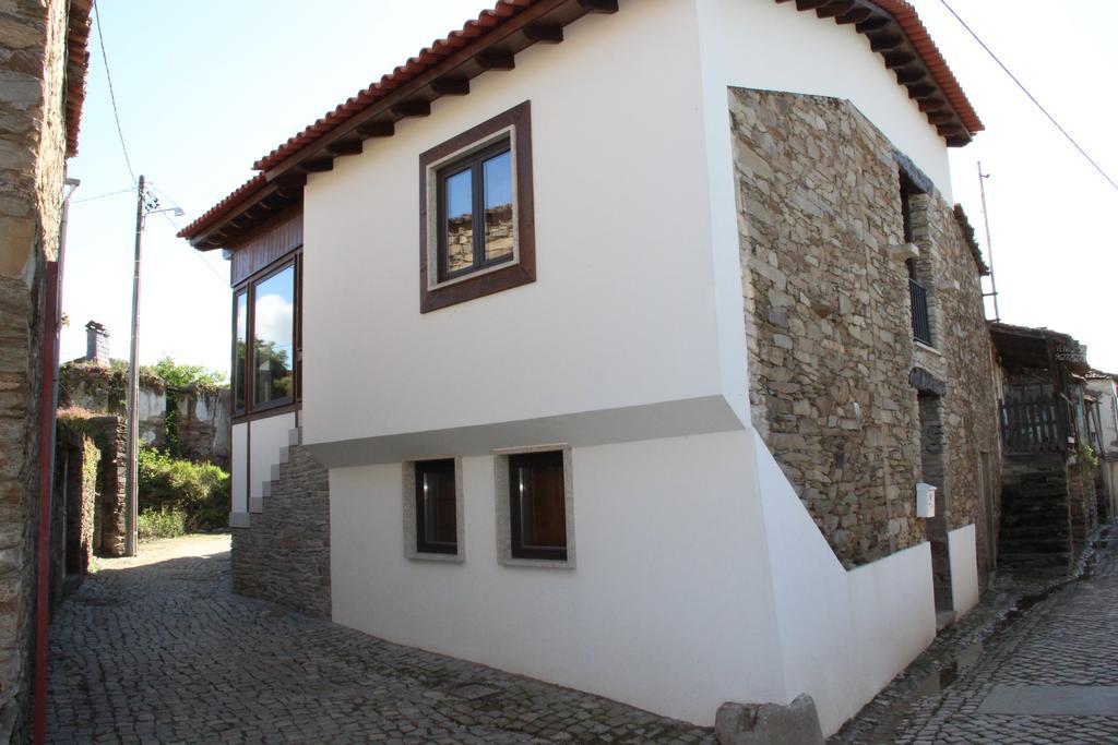 Casa Do Ferrador Villa Mirandela Exteriör bild